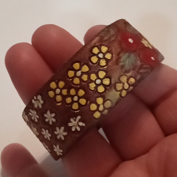 #650. 6 Piece Assorted Bracelet Bundle - Picture 5 of 12